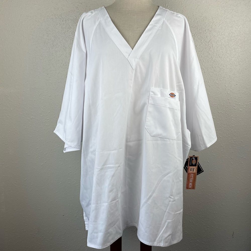 NWT Dickies V-Neck Medical Unifrom Size 4XL